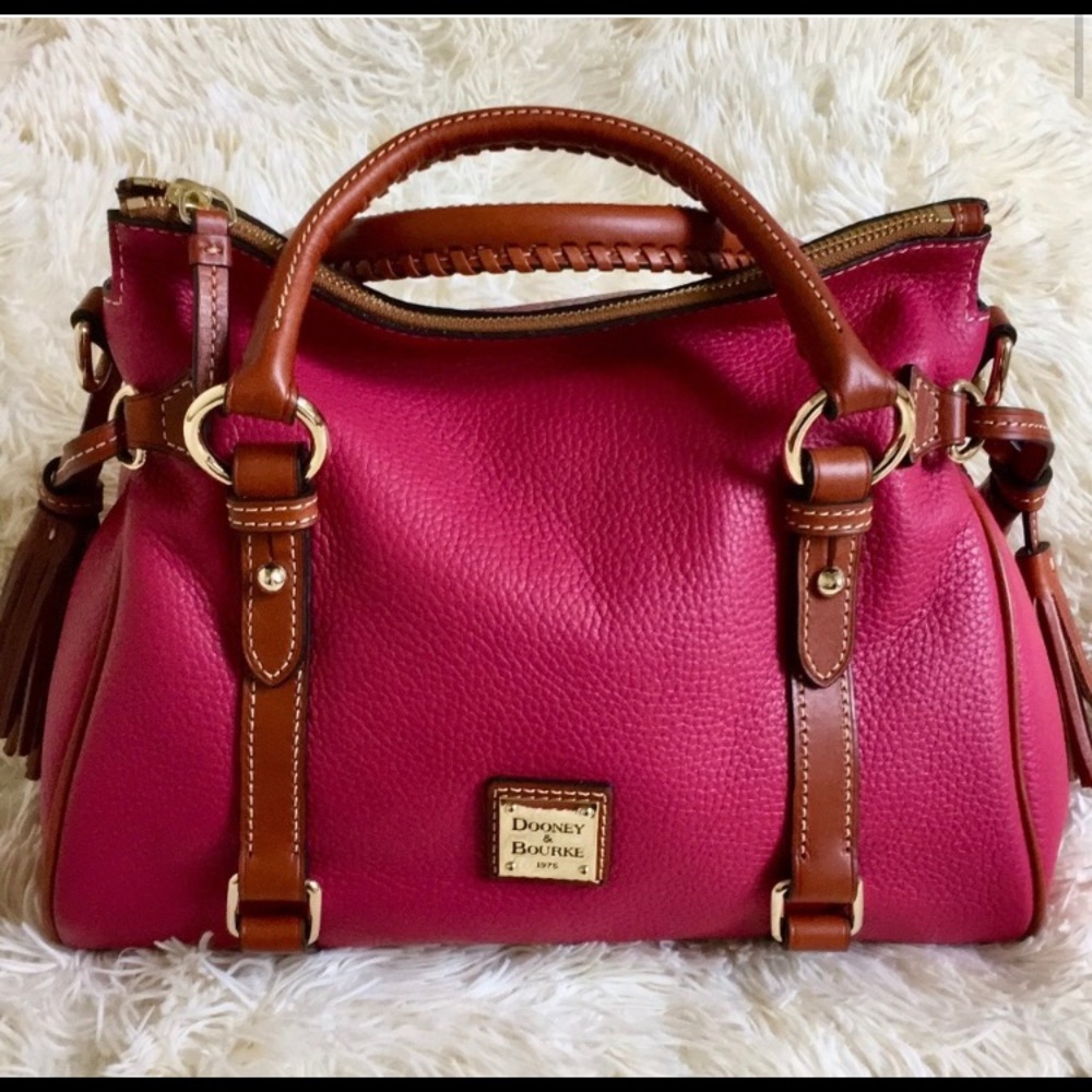 Dooney & Bourke Small Satchel in Strawberry